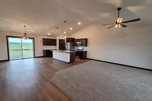 1088 Cullen St, Saint Peter, MN 56082 - Photo 15