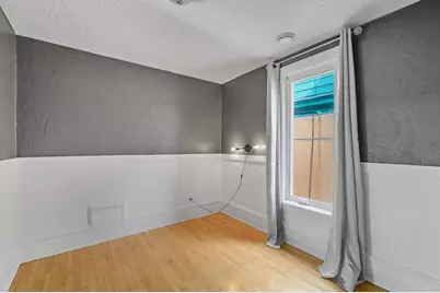 690 Lowry Avenue NE, Minneapolis, MN 55418 - Photo 19