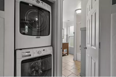 690 Lowry Avenue NE, Minneapolis, MN 55418 - Photo 27