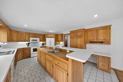 530 Cedar Court NE, Pine Island, MN 55963 - Photo 31
