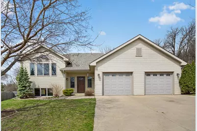 530 Cedar Court NE, Pine Island, MN 55963 - Photo 3