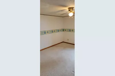 211 4th Avenue SE, Baudette, MN 56623 - Photo 13