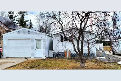 211 4th Avenue SE, Baudette, MN 56623 - Photo 5