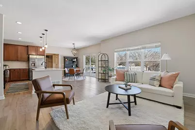 260 Liberty Heights Drive, Chaska, MN 55318 - Photo 7