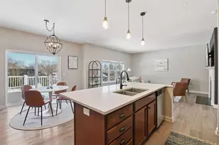 260 Liberty Heights Dr, Chaska, MN 55318 - Photo 11