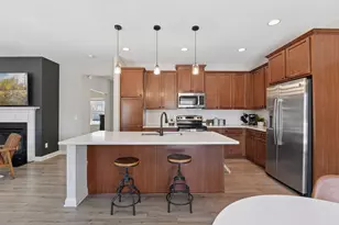 260 Liberty Heights Dr, Chaska, MN 55318 - Photo 9