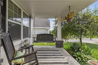 260 Liberty Heights Drive, Chaska, MN 55318 - Photo 3