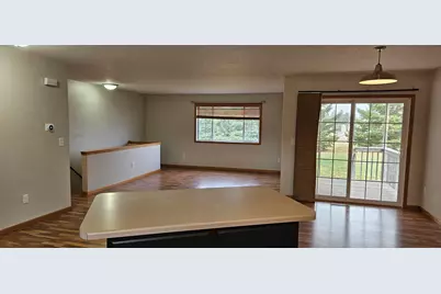 1033 5th Avenue NW, Perham, MN 56573 - Photo 3