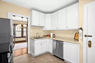 821 N 19th Ave E, Duluth, MN 55812 - Photo 13