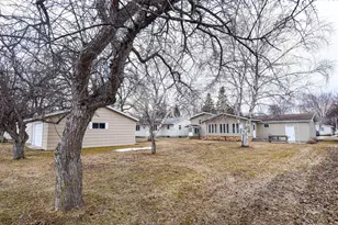 610 Kneale Ave S, Thief River Falls, MN 56701 - Photo 43