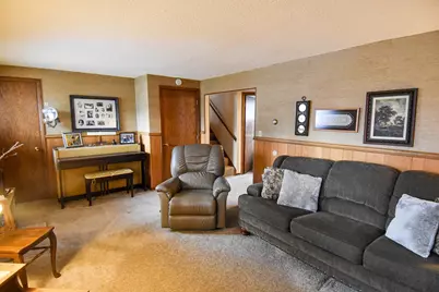 610 Kneale Avenue S, Thief River Falls, MN 56701 - Photo 37