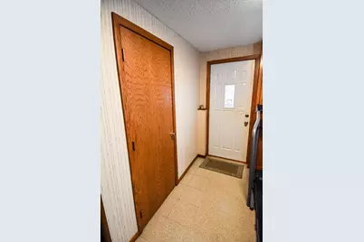 610 Kneale Avenue S, Thief River Falls, MN 56701 - Photo 39