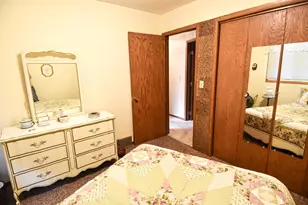 610 Kneale Ave S, Thief River Falls, MN 56701 - Photo 29