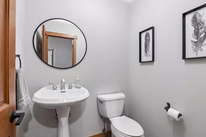 1222 Adrian Circle, Chaska, MN 55318 - Photo 27