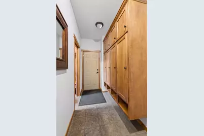 1222 Adrian Circle, Chaska, MN 55318 - Photo 25