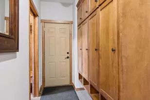 1222 Adrian Cir, Chaska, MN 55318 - Photo 25
