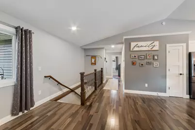 3959 Peyton Lane, Hermantown, MN 55811 - Photo 9