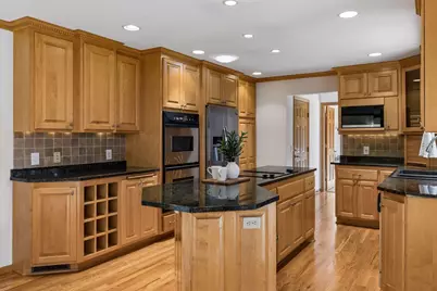1120 Vagabond Lane N, Plymouth, MN 55447 - Photo 11