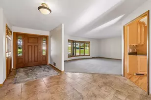 1120 Vagabond Ln N, Plymouth, MN 55447 - Photo 3
