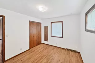 3180 30th St, Slayton, MN 56172 - Photo 11