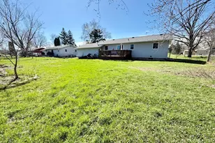 406 W Gilbertson St, Battle Lake, MN 56515 - Photo 9