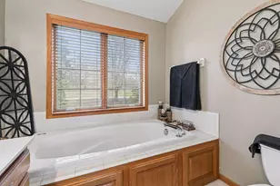 4637 Aspen Ridge Cir, Eagan, MN 55122 - Photo 25