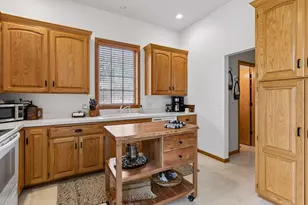 4637 Aspen Ridge Cir, Eagan, MN 55122 - Photo 15