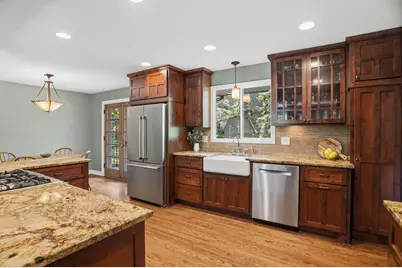 455 Arcwood Road, Mahtomedi, MN 55115 - Photo 21
