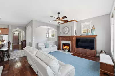8808 Lake Riley Drive, Chanhassen, MN 55317 - Photo 15