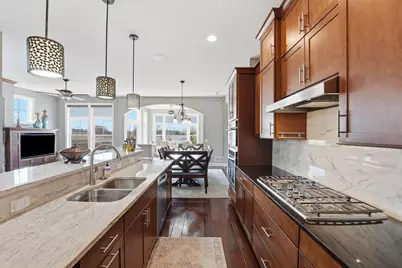8808 Lake Riley Drive, Chanhassen, MN 55317 - Photo 11