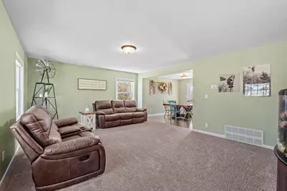 9270 261st Avenue NW, Zimmerman, MN 55398 - Photo 3