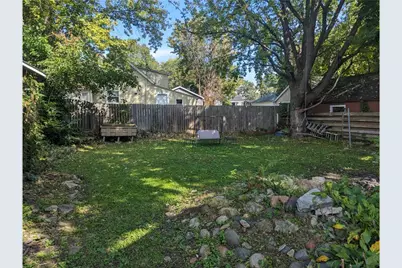 283 Front Avenue #Upper, Saint Paul, MN 55117 - Photo 11