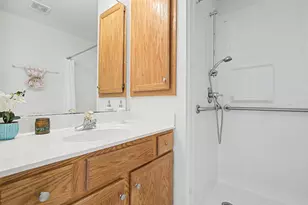 840 Old Town Dr, New Brighton, MN 55112 - Photo 11
