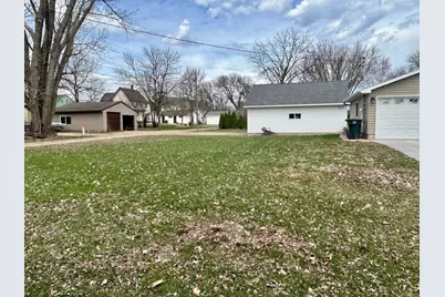 310 Southview Avenue S, Gaylord, MN 55334 - Photo 29