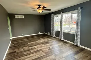 310 Southview Ave S, Gaylord, MN 55334 - Photo 9