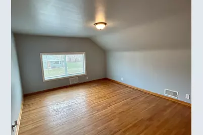 310 Southview Avenue S, Gaylord, MN 55334 - Photo 25