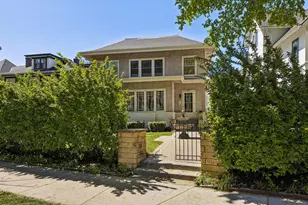 2304 Lake Pl, Minneapolis, MN 55405 - Photo 3