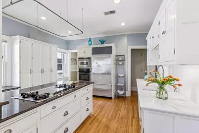 2304 Lake Place, Minneapolis, MN 55405 - Photo 21