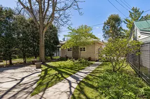 2304 Lake Pl, Minneapolis, MN 55405 - Photo 61