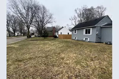 1706 1st Avenue SE, Rochester, MN 55904 - Photo 5