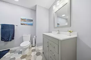 8105 Dakota Ln, Chanhassen, MN 55317 - Photo 21