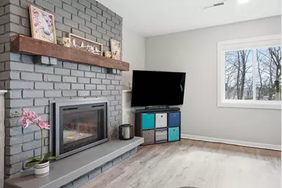 8105 Dakota Lane, Chanhassen, MN 55317 - Photo 25