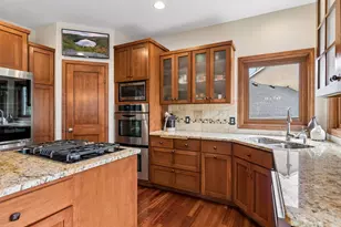 3701 Blackhawk Rd, Eagan, MN 55122 - Photo 19