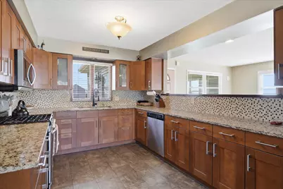 20483 Hamburg Avenue, Lakeville, MN 55044 - Photo 7