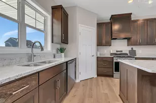 3085 Nottingham Rd S, Saint Cloud, MN 56301 - Photo 7
