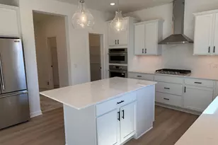 5448 Tallowtree Ln, Woodbury, MN 55129 - Photo 3
