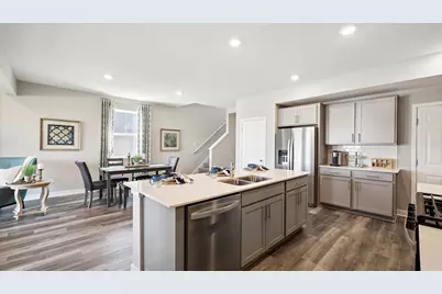 17062 Draper Way, Lakeville, MN 55044 - Photo 3