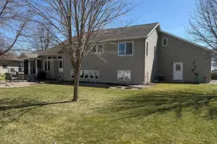 599 Hope St, Wabasso, MN 56293 - Photo 3