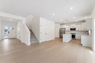 7545 Upper 42nd St N, Oakdale, MN 55128 - Photo 5