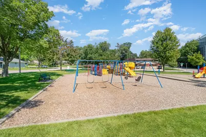 3008 Chowen Avenue N, Robbinsdale, MN 55422 - Photo 25